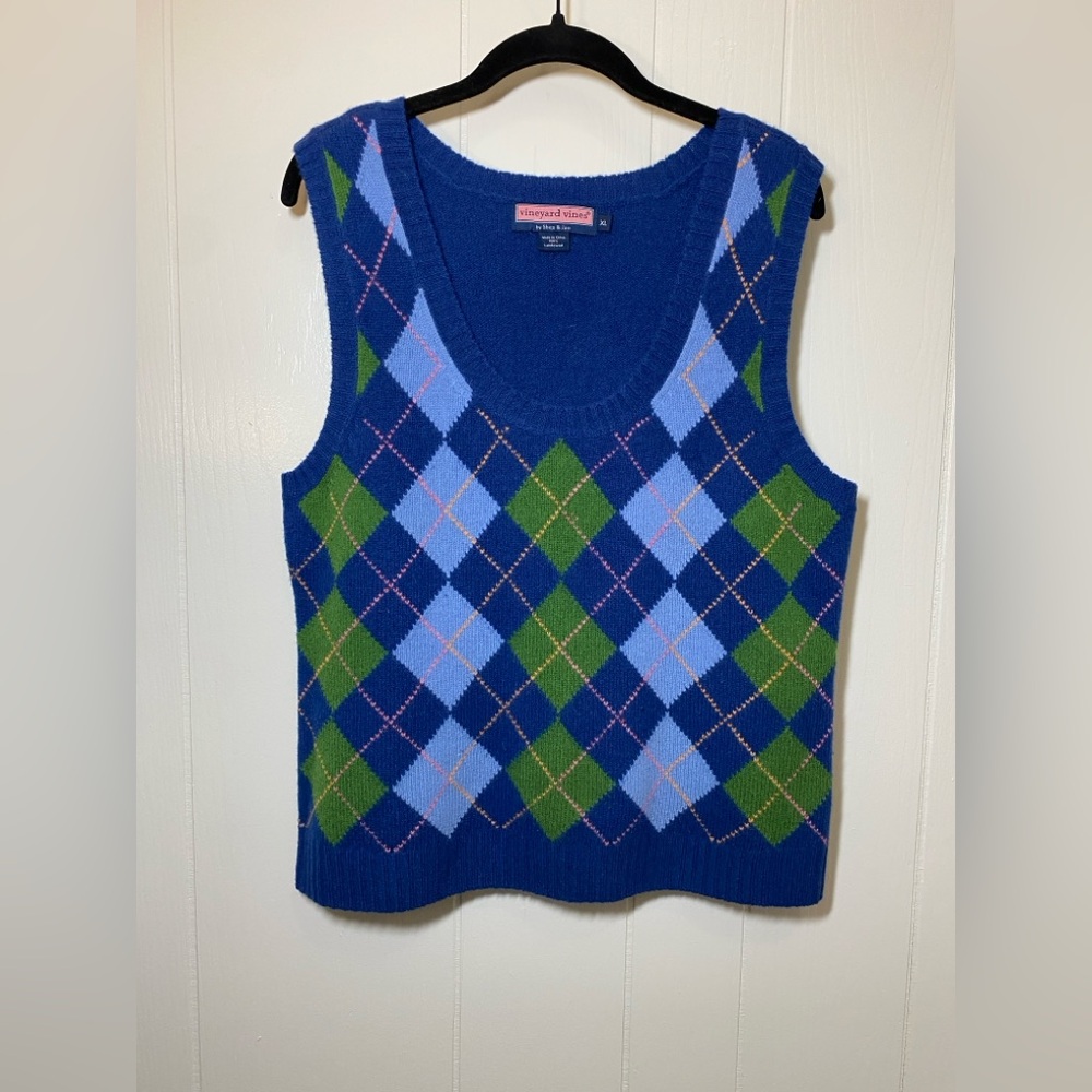 Vineyard Vines Shepherd & Ian 100% Lambswool Blue and Green Argyle Knit Vest - Picture 8 of 8